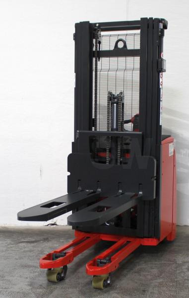Linde L 20 i 1173 - Krautņotājs: foto 2 Linde L 20 i 1173 - Krautņotājs: foto 2