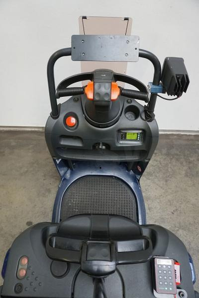 Linde N 20 L 132 - Komplektētājs: foto 4 Linde N 20 L 132 - Komplektētājs: foto 4