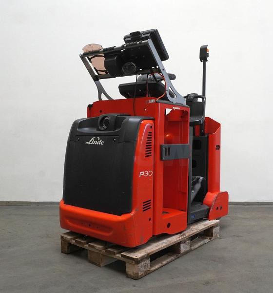 Linde P 30 C 1190 - Noliktavas vilcējs: foto 1 Linde P 30 C 1190 - Noliktavas vilcējs: foto 1