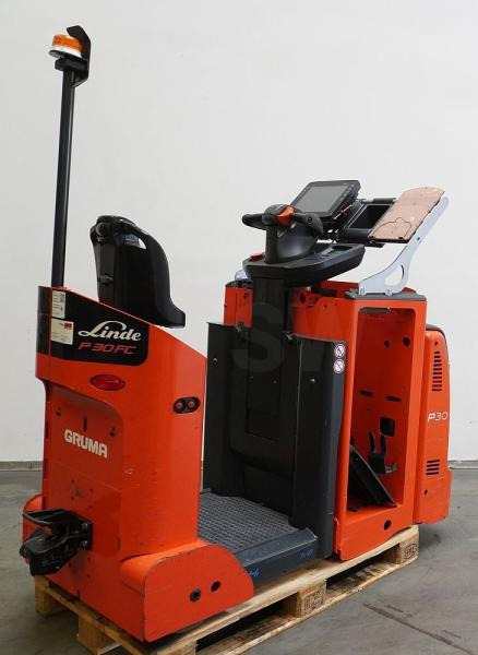 Linde P 30 C 1190 - Noliktavas vilcējs: foto 2 Linde P 30 C 1190 - Noliktavas vilcējs: foto 2