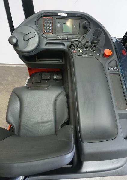 Linde R 14 N 1120-01 - Bīdmasta krautņotājs: foto 4 Linde R 14 N 1120-01 - Bīdmasta krautņotājs: foto 4