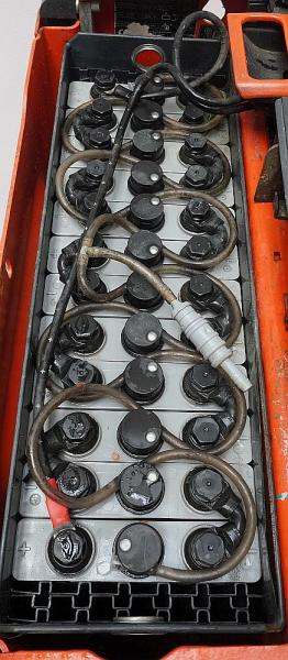 Linde T 16 1152 - Rokas palešu ratiņi: foto 4 Linde T 16 1152 - Rokas palešu ratiņi: foto 4
