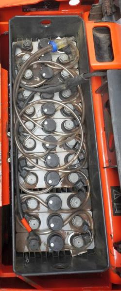Linde T 16 L 1152 - Rokas palešu ratiņi: foto 4 Linde T 16 L 1152 - Rokas palešu ratiņi: foto 4