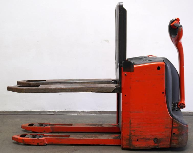 Linde T 16 L 1152 - Rokas palešu ratiņi: foto 3 Linde T 16 L 1152 - Rokas palešu ratiņi: foto 3