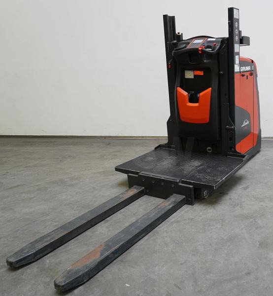 Linde V 10-02 5212 - Komplektētājs: foto 2 Linde V 10-02 5212 - Komplektētājs: foto 2