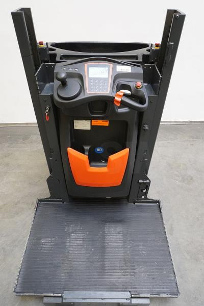 Linde V 10-02 5212 - Komplektētājs: foto 3 Linde V 10-02 5212 - Komplektētājs: foto 3