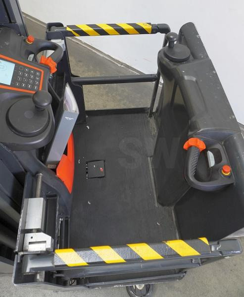 Linde V 10 5212 - Komplektētājs: foto 3 Linde V 10 5212 - Komplektētājs: foto 3