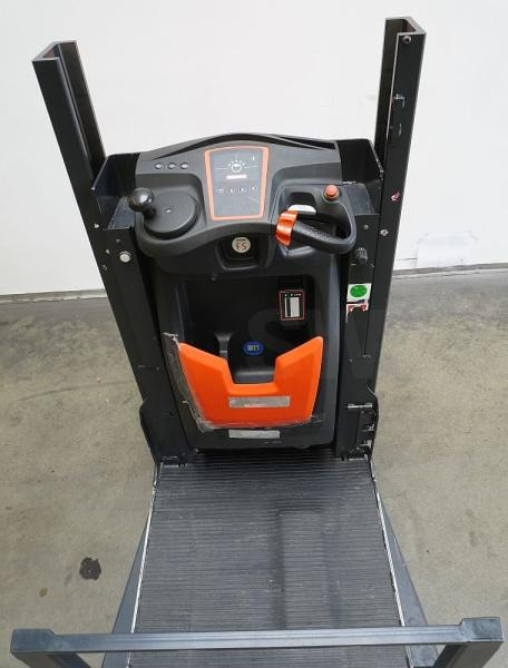 Linde V 10 5212 - Komplektētājs: foto 3 Linde V 10 5212 - Komplektētājs: foto 3