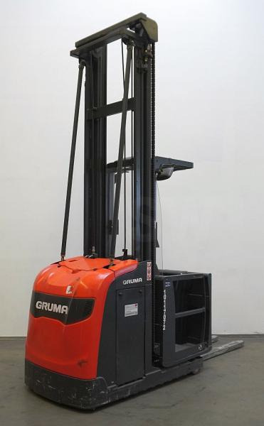 Linde V 24 5213 - Komplektētājs: foto 1 Linde V 24 5213 - Komplektētājs: foto 1