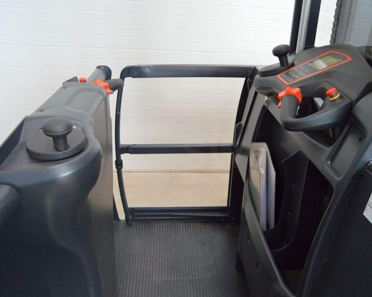 Linde V 48 5213 - Komplektētājs: foto 4 Linde V 48 5213 - Komplektētājs: foto 4