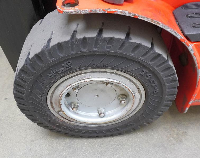 Manitou ME316-48U - Elektroiekrāvējs: foto 3 Manitou ME316-48U - Elektroiekrāvējs: foto 3
