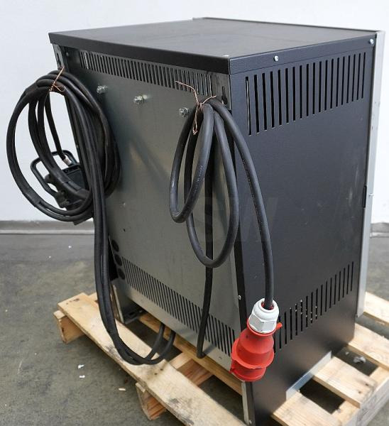 TRICOM TriCOM XL 48V/120A - Akumulators: foto 2 TRICOM TriCOM XL 48V/120A - Akumulators: foto 2