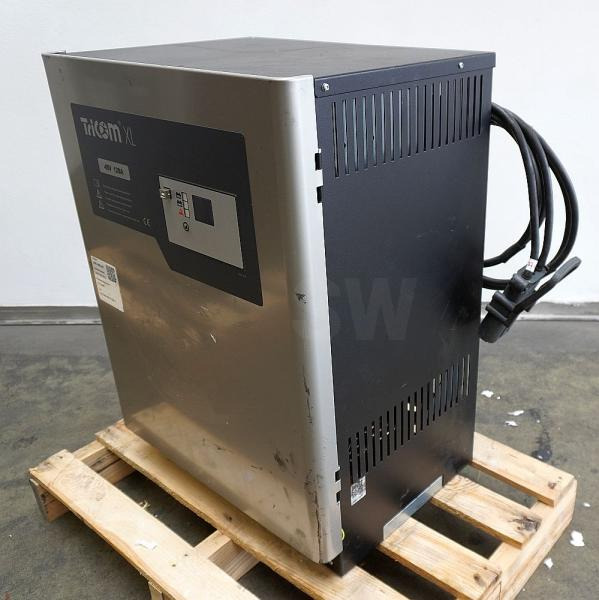 TRICOM TriCOM XL 48V/120A - Akumulators: foto 1 TRICOM TriCOM XL 48V/120A - Akumulators: foto 1
