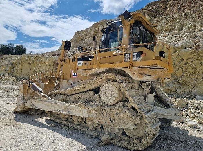 CAT D8T - Buldozers: foto 1 CAT D8T - Buldozers: foto 1