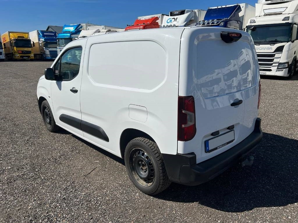 Citroën Berlingo serie 4163 - Mazs furgons: foto 3 Citroën Berlingo serie 4163 - Mazs furgons: foto 3