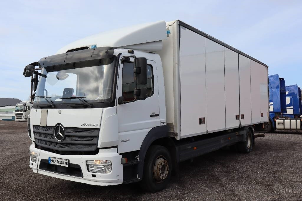 Mercedes-Benz ATEGO 1524 Serie 7240 - Kravas automašīna ar slēgto virsbūvi: foto 1 Mercedes-Benz ATEGO 1524 Serie 7240 - Kravas automašīna ar slēgto virsbūvi: foto 1