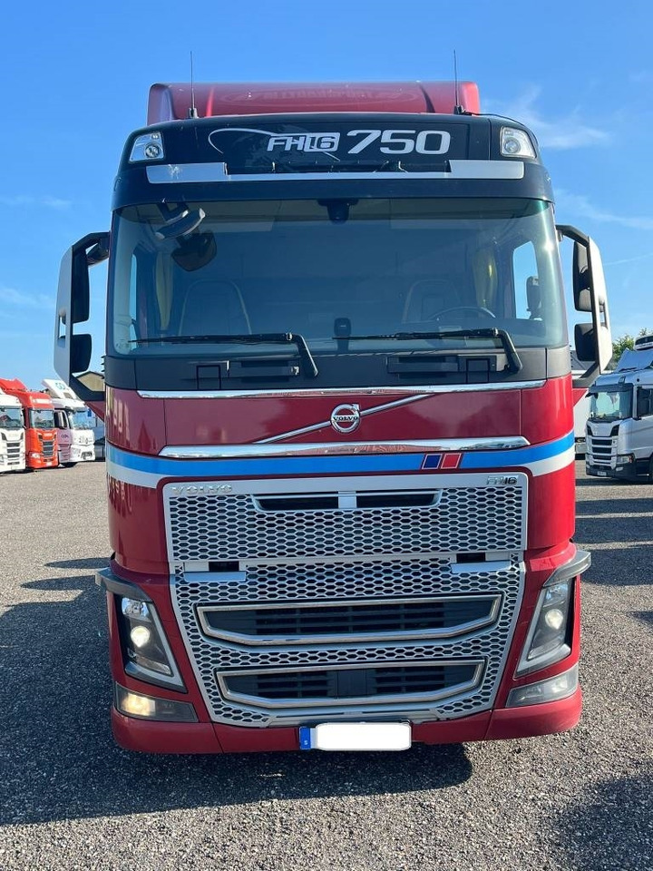 Volvo FH 16 serie 0561 - Šasija kravas automašīna: foto 2 Volvo FH 16 serie 0561 - Šasija kravas automašīna: foto 2