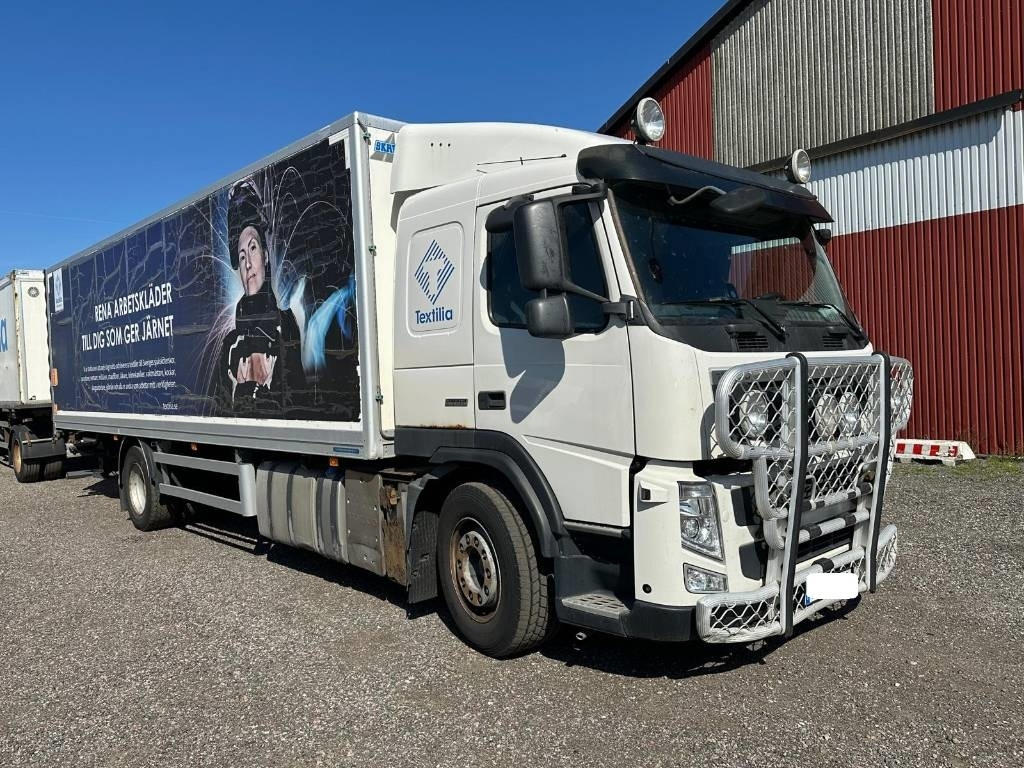 Volvo FM 4*2 Serie 5955 - Kravas automašīna ar slēgto virsbūvi: foto 2 Volvo FM 4*2 Serie 5955 - Kravas automašīna ar slēgto virsbūvi: foto 2