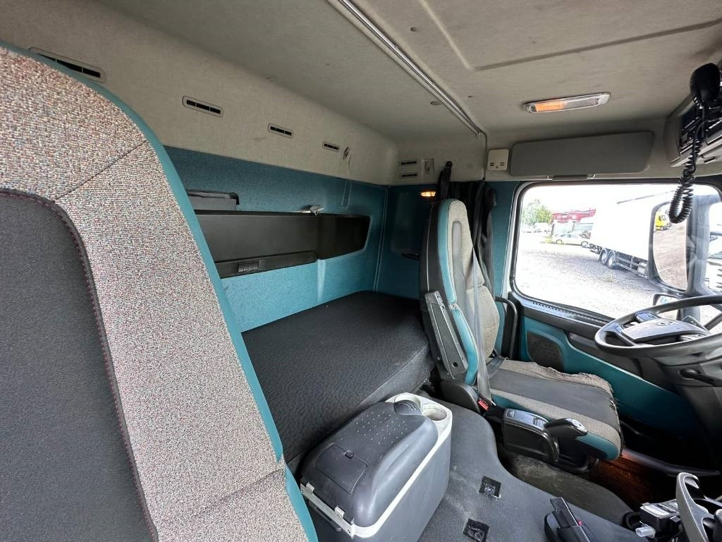 Betonvedējs Volvo FM 6*2 370 serie 8607: foto 23
