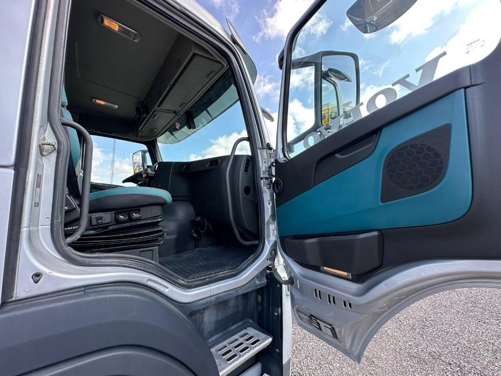 Betonvedējs Volvo FM 6*2 370 serie 8607: foto 24