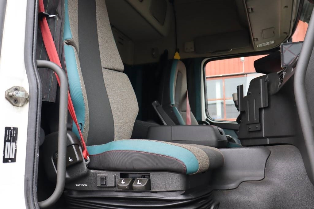 Kravas automašīna ar slēgto virsbūvi Volvo FM Serie 2595: foto 10