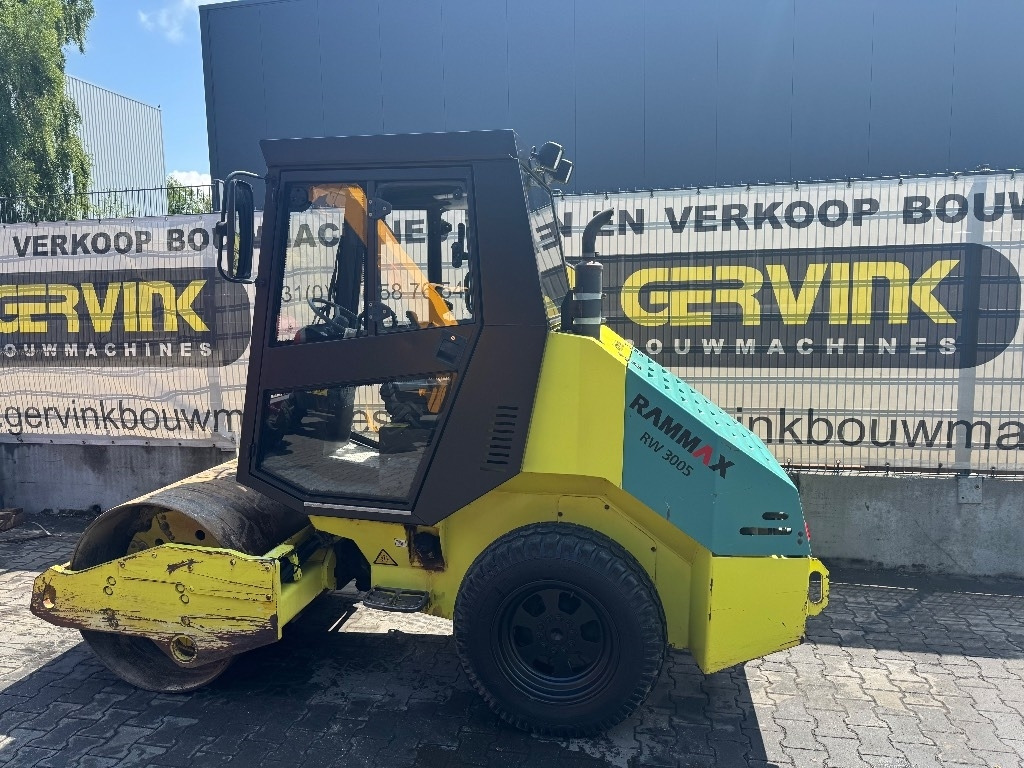 Ammann Rammax RW 3005 - Kombinētais veltnis: foto 2 Ammann Rammax RW 3005 - Kombinētais veltnis: foto 2