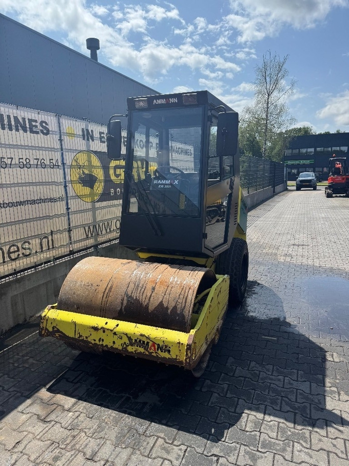 Ammann Rammax RW 3005 - Kombinētais veltnis: foto 4 Ammann Rammax RW 3005 - Kombinētais veltnis: foto 4