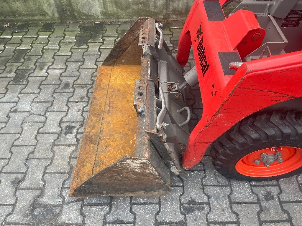 Bobcat S 70 - Kompaktiekrāvējs: foto 4 Bobcat S 70 - Kompaktiekrāvējs: foto 4