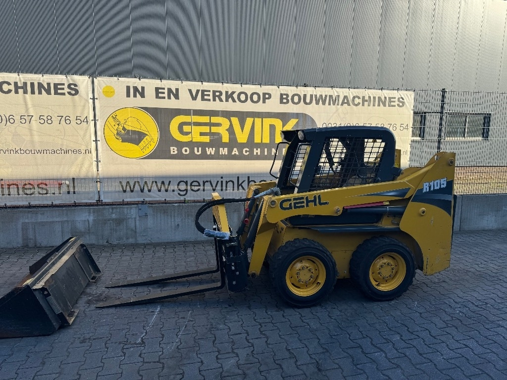 Gehl R105  - Kompaktiekrāvējs: foto 4 Gehl R105  - Kompaktiekrāvējs: foto 4