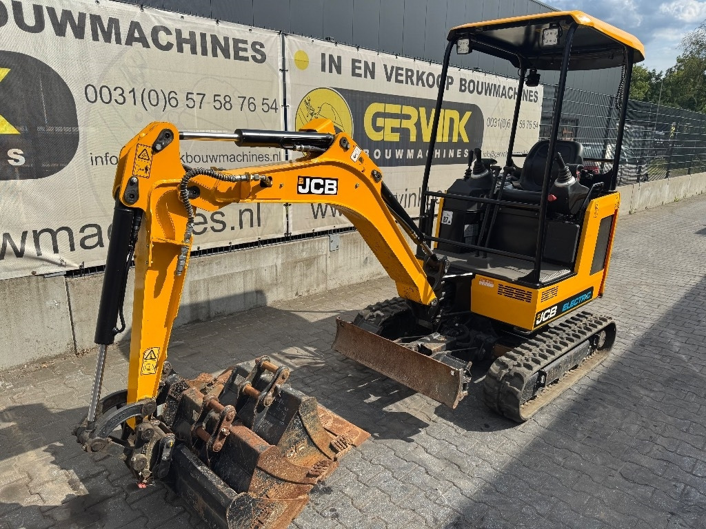 JCB 19 C-1E - Mini-ekskavators: foto 4 JCB 19 C-1E - Mini-ekskavators: foto 4