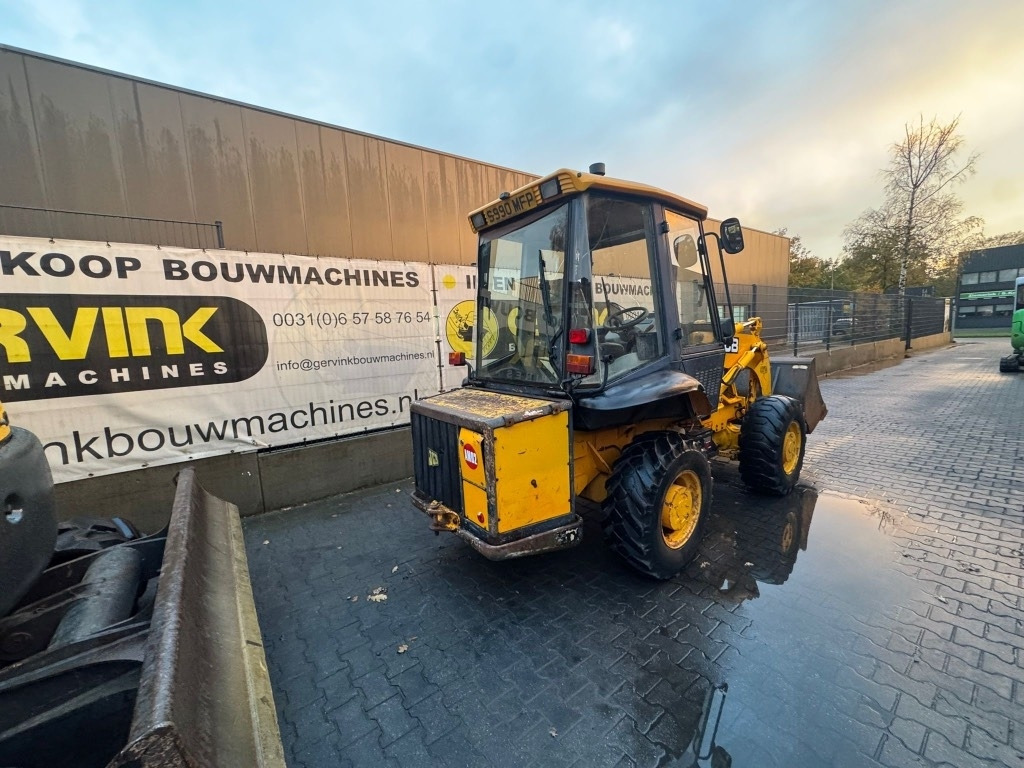 JCB 2 CX Airmaster - Riteņu iekrāvējs: foto 3 JCB 2 CX Airmaster - Riteņu iekrāvējs: foto 3