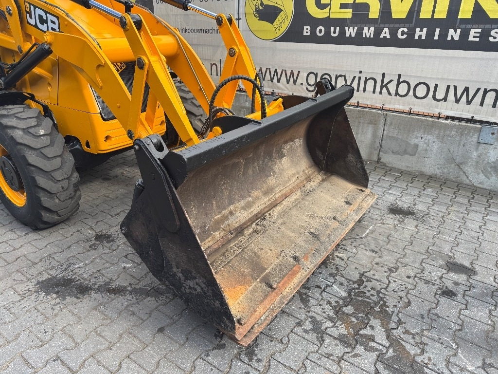 JCB 2 CX  - Ekskavators-iekrāvējs: foto 4 JCB 2 CX  - Ekskavators-iekrāvējs: foto 4