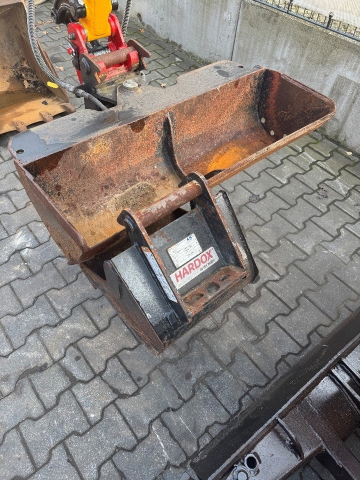 JCB 8018 - Mini-ekskavators: foto 4 JCB 8018 - Mini-ekskavators: foto 4