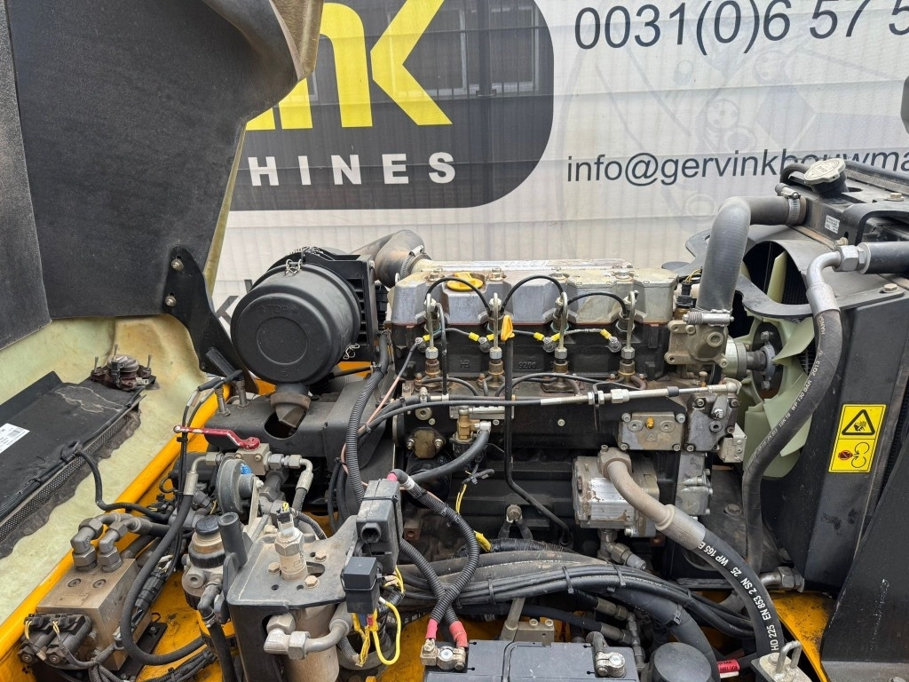 Ceļu veltnis JCB VMT 430-130: foto 15