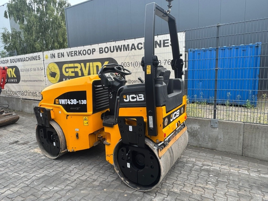 Ceļu veltnis JCB VMT 430-130: foto 10