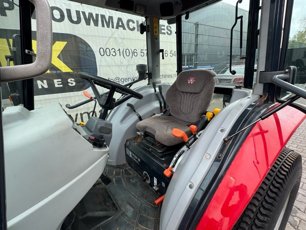 Traktors Massey Ferguson 1547: foto 12