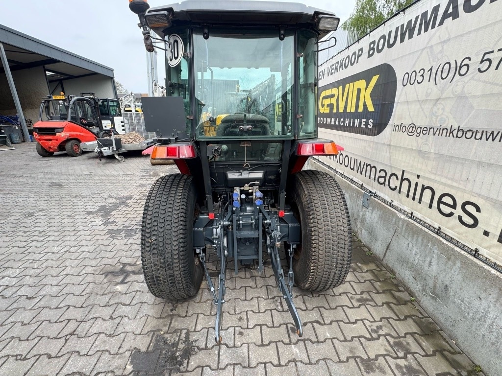 Massey Ferguson 1547 - Traktors: foto 5 Massey Ferguson 1547 - Traktors: foto 5