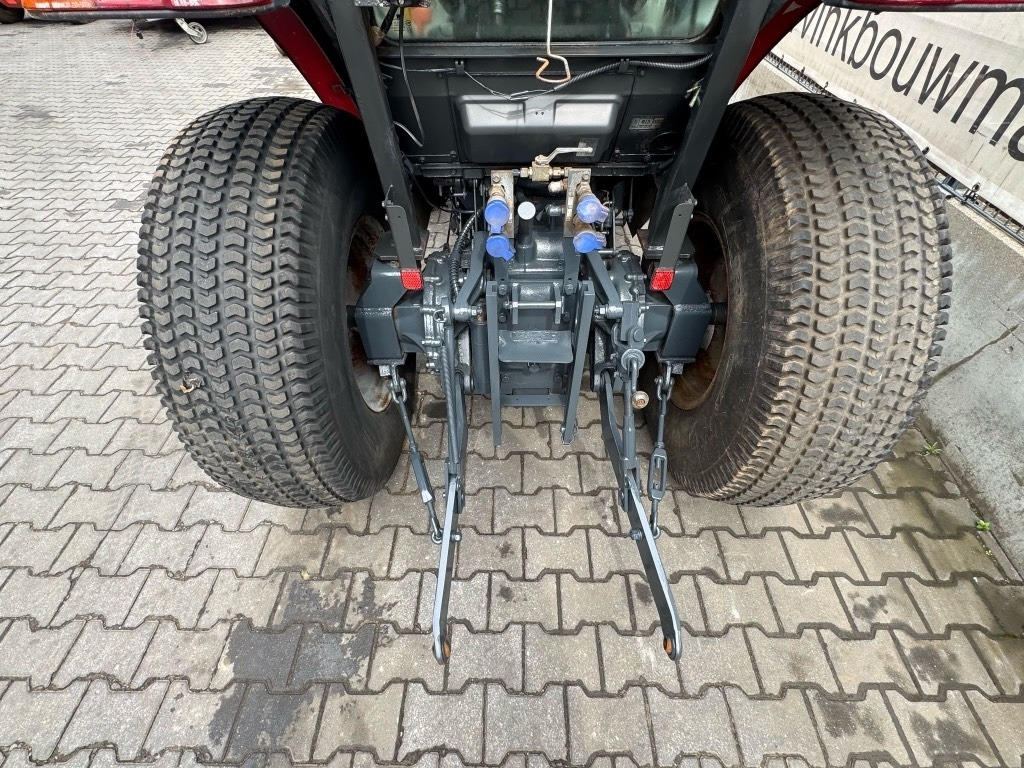 Traktors Massey Ferguson 1547: foto 6