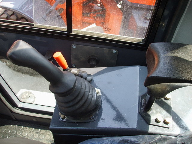 Jaunā Riteņu iekrāvējs Qingdao Promising 1.6T Capacity Hydraulic Wheel Loader ZL16F with CE: foto 6