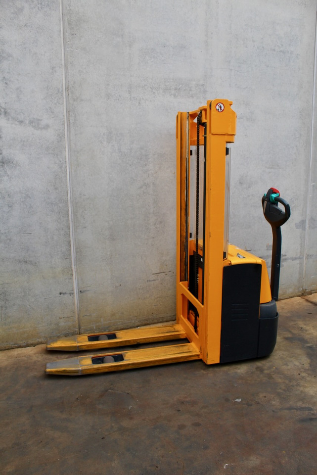 Jungheinrich EJC 110 290 ZT - Krautņotājs: foto 2 Jungheinrich EJC 110 290 ZT - Krautņotājs: foto 2