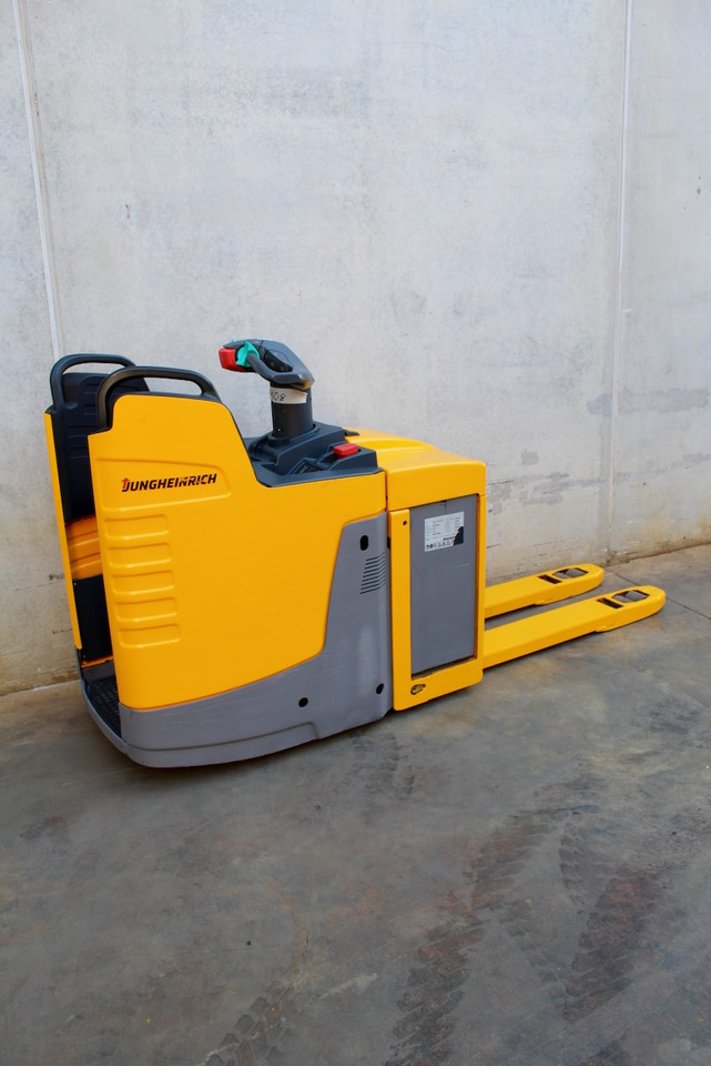 Jungheinrich ERE 225 - Rokas palešu ratiņi: foto 3 Jungheinrich ERE 225 - Rokas palešu ratiņi: foto 3