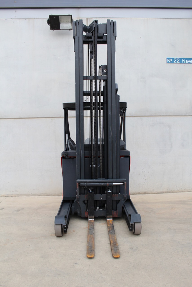 Linde R 16 - Bīdmasta krautņotājs: foto 5 Linde R 16 - Bīdmasta krautņotājs: foto 5