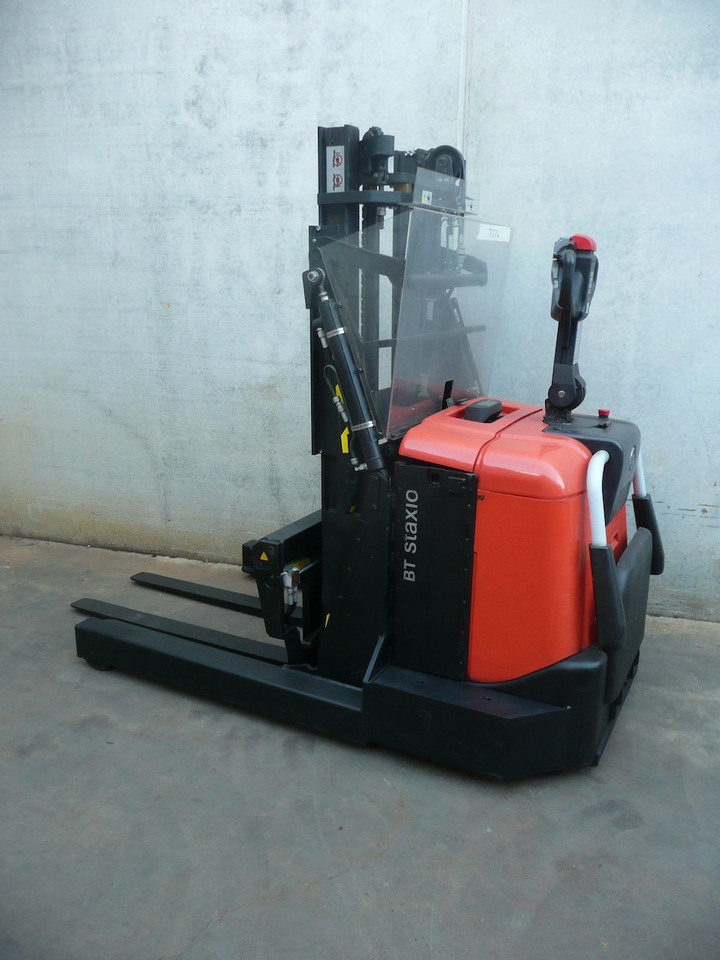 Toyota SPE 120 XR - Krautņotājs: foto 3 Toyota SPE 120 XR - Krautņotājs: foto 3