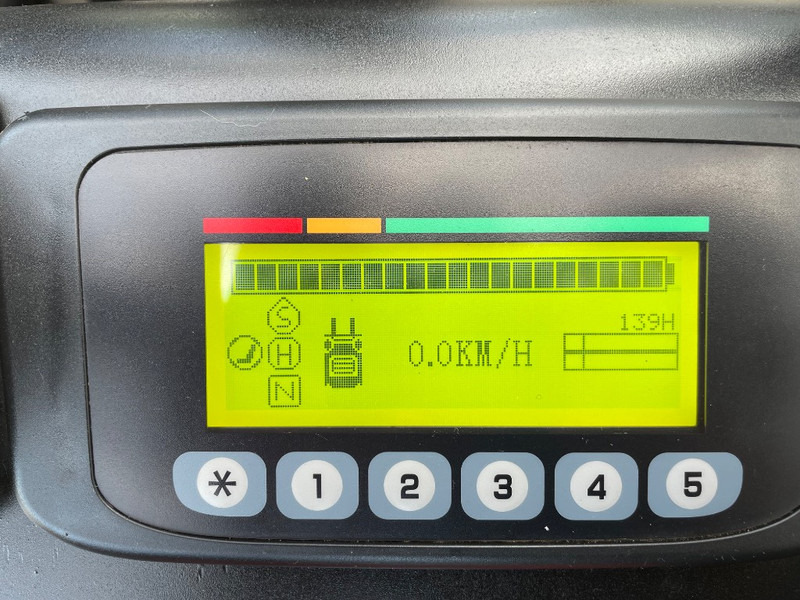 EP EFL 181 - Elektroiekrāvējs: foto 4 EP EFL 181 - Elektroiekrāvējs: foto 4