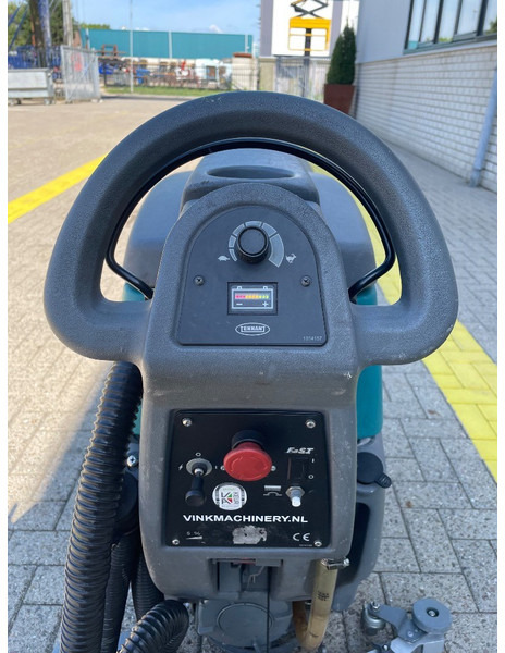Ielu tīrīšanas mašīna TENNANT T 3: foto 10