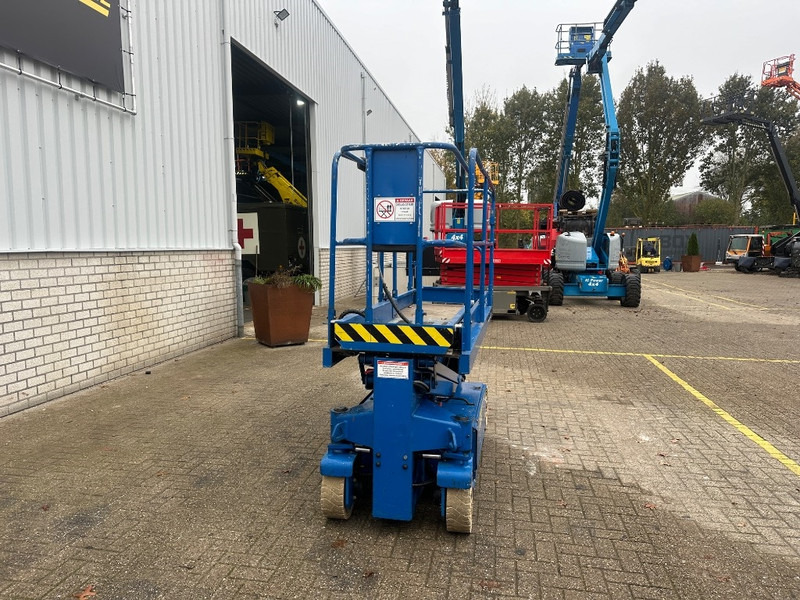 UpRight SL20 - Šķērveida pacēlājs: foto 5 UpRight SL20 - Šķērveida pacēlājs: foto 5