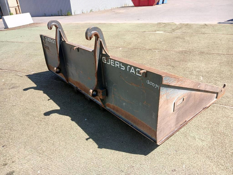 Gjerstad Planeringsskopa 2700mm - Kauss - Celtniecības tehnika: foto 4 Gjerstad Planeringsskopa 2700mm - Kauss - Celtniecības tehnika: foto 4
