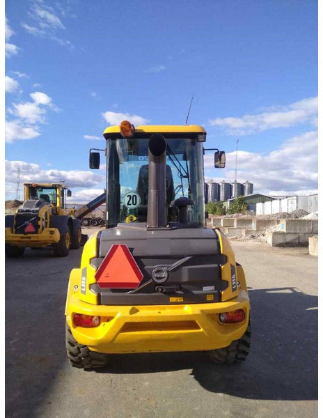 Volvo L 35 G - Riteņu iekrāvējs: foto 3 Volvo L 35 G - Riteņu iekrāvējs: foto 3