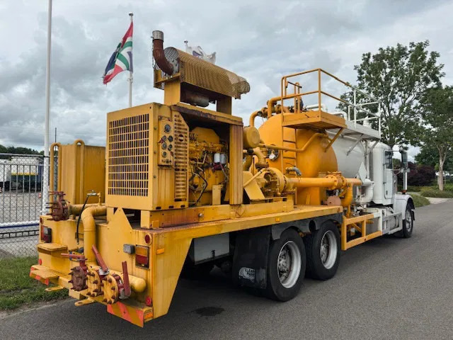 Freightliner 3 AXLE RIGID BODY chassis cabine (levering excl. opbouw) - Šasija kravas automašīna: foto 4 Freightliner 3 AXLE RIGID BODY chassis cabine (levering excl. opbouw) - Šasija kravas automašīna: foto 4
