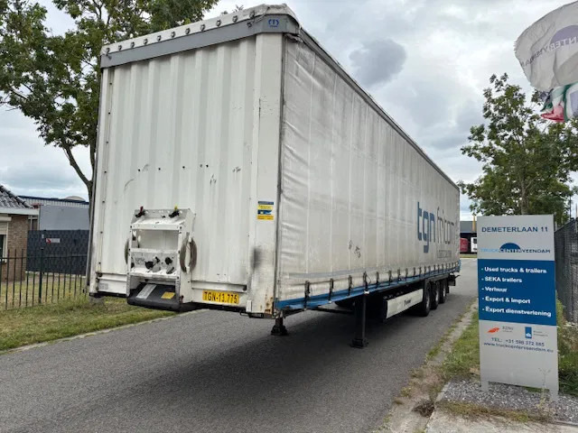 Krone Mega Liner Volume 3 axle curtainslider lift roof disk brakes 5 units available - Puspiekabe slēgtā virsbūve: foto 1 Krone Mega Liner Volume 3 axle curtainslider lift roof disk brakes 5 units available - Puspiekabe slēgtā virsbūve: foto 1